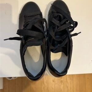 Alexander McQueen Black Lace-Up Shoes